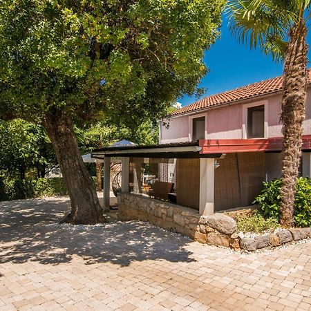 Amazing Home In Malinska Dubasnica With Wifi Экстерьер фото